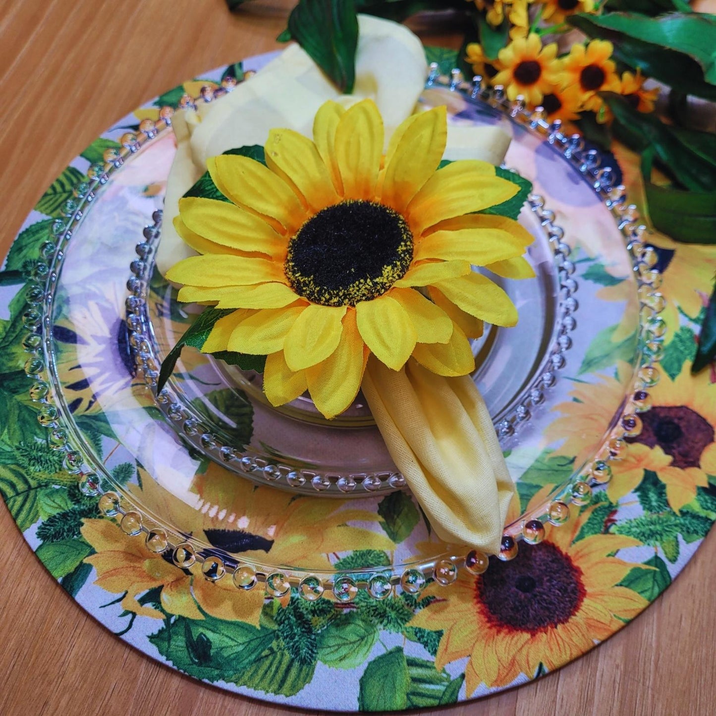 Maison Charlo | Set of 4 Sunflower Napkin Rings