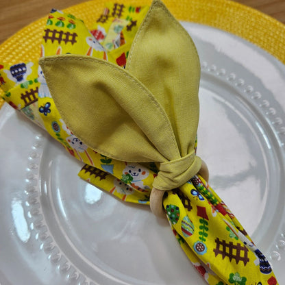 Charlo's Easter Yellow Cotton Cloth Napkins Easter Bunny Delight Joyful 15 x15