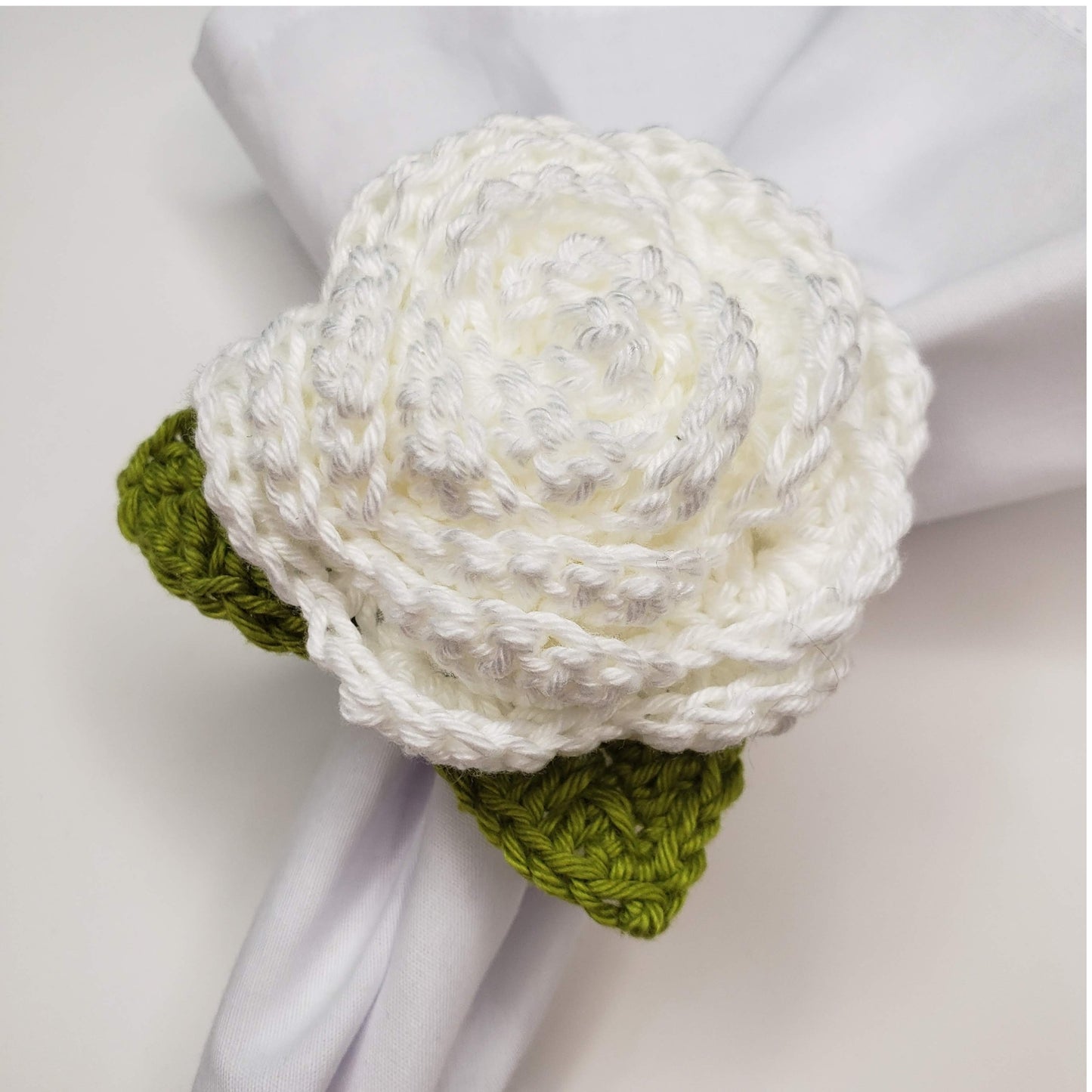 Charlo's Set of 4 White Crochet Rosebud Napkin Rings, High Quality Products, handmade, gifts