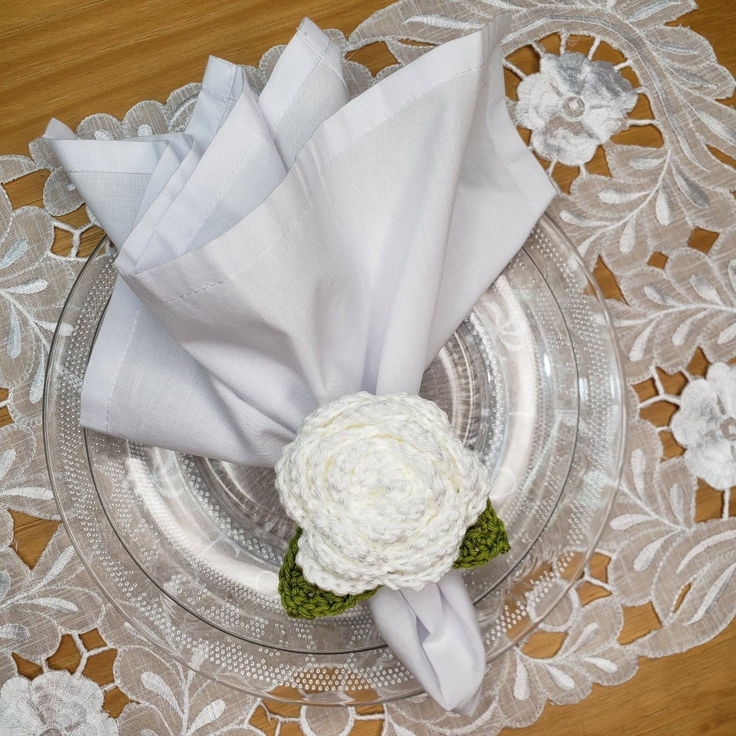 Charlo's Set of 4 White Crochet Rosebud Napkin Rings, High Quality Products, handmade, gifts