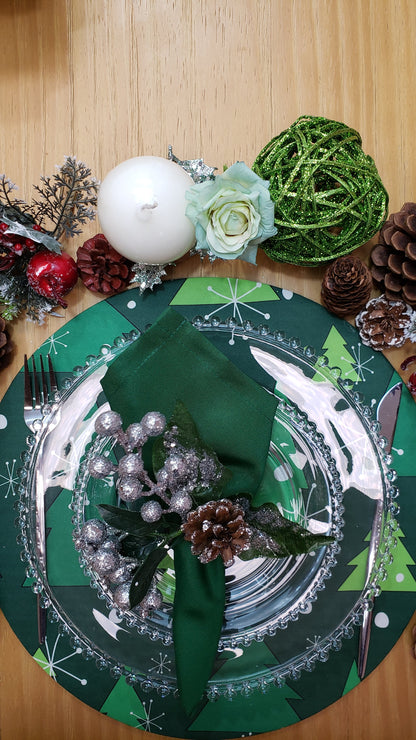 Set of 4 Round Placemats Covers Green Christmas Tree Cloth 14" Dia  | Green