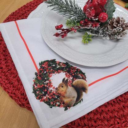 Charlo's Cloth Napkins Set of 4 Christmas Wreath with Squirrel 16" by 16" - White