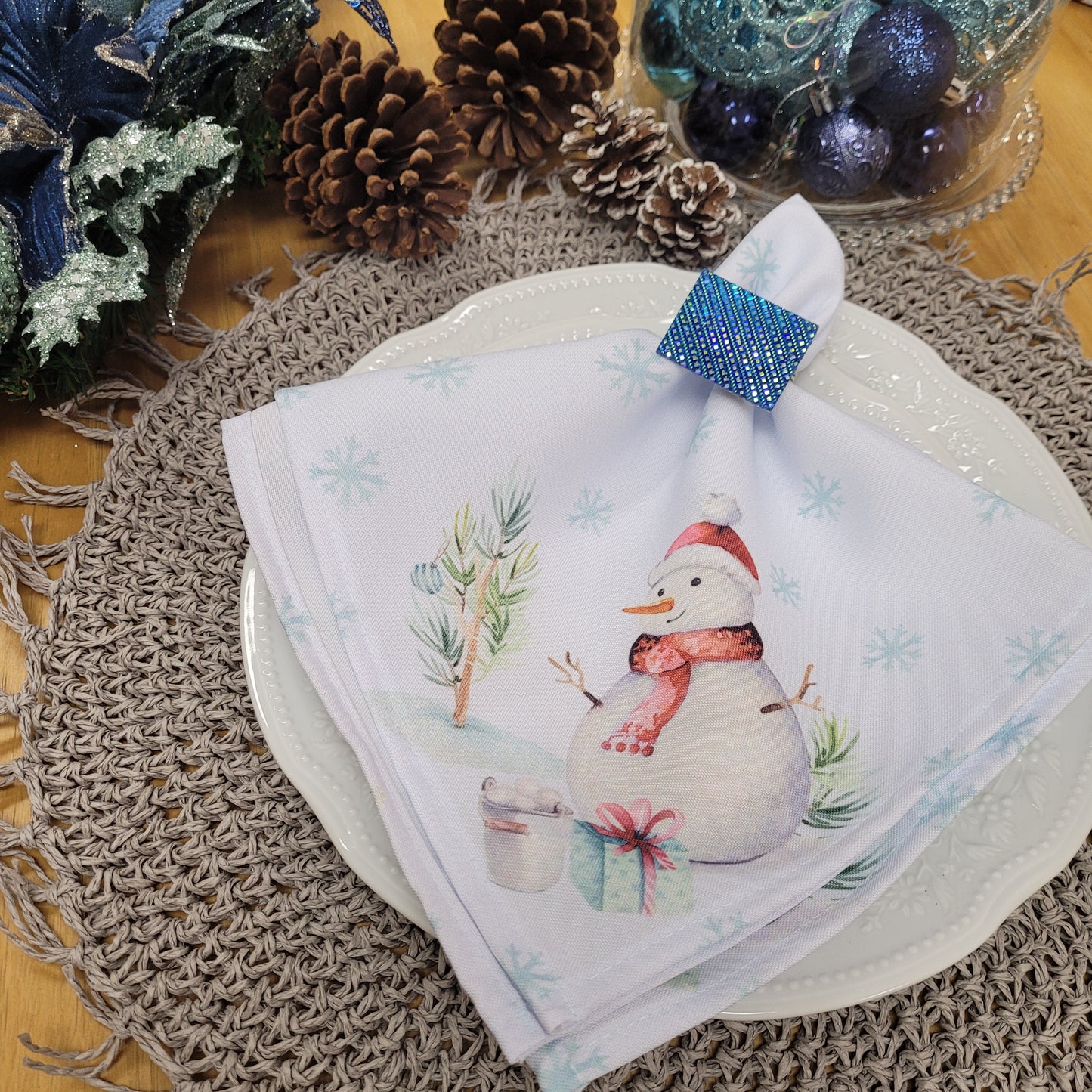 Charlo's Cloth Napkins Set of 4 Christmas Snowman 16" by 16" - Blue