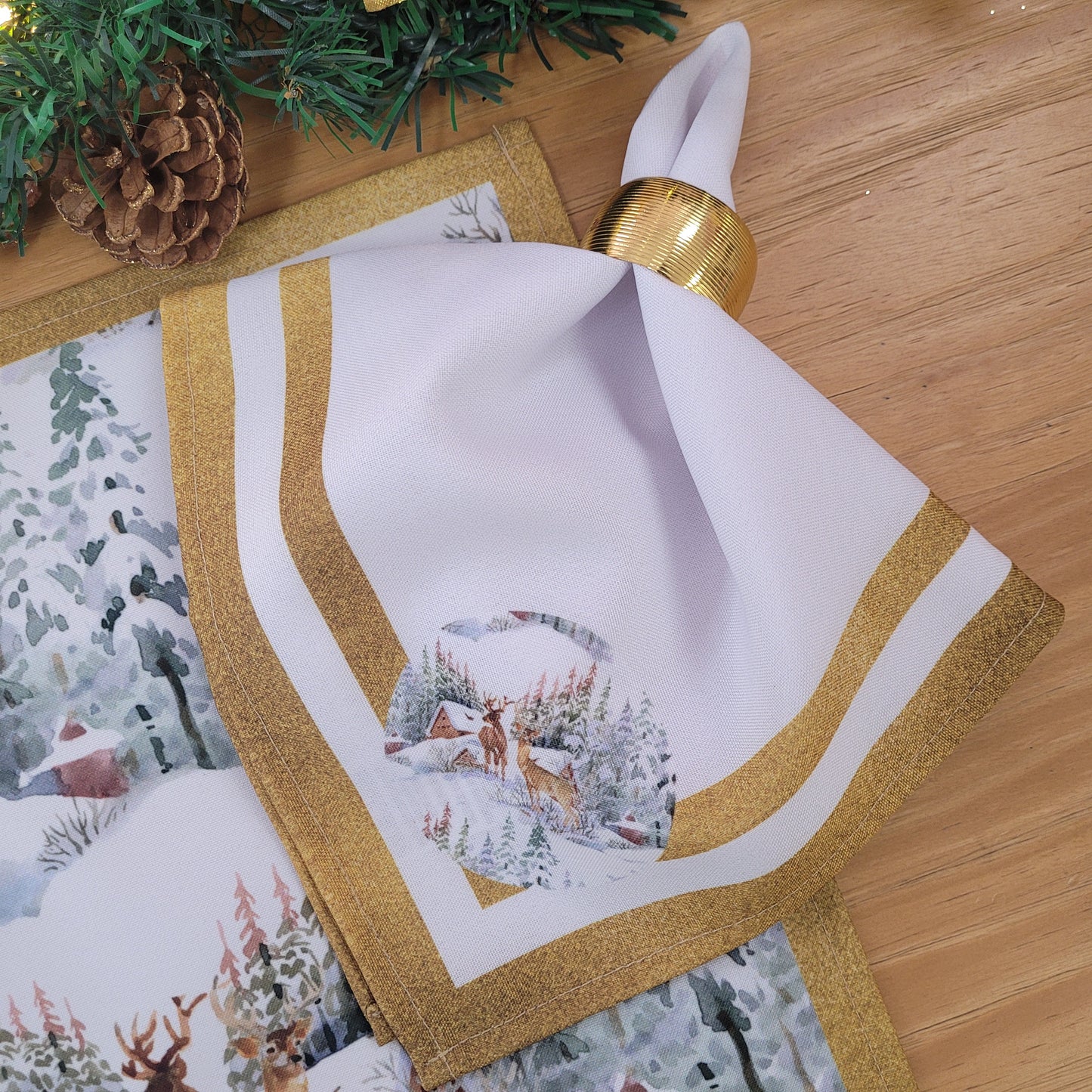 Charlo's Cloth Napkins Set of 4 Christmas Reindeer 16" by 16" -  Gold