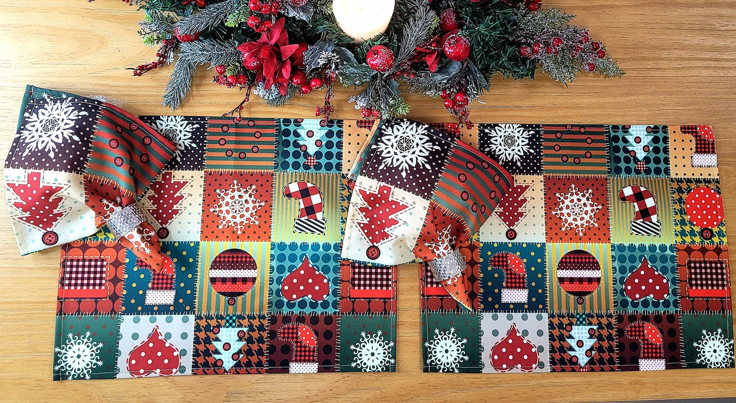 Set of 4 Placemats Christmas Patchwork Cloth Waterproof 17" by 13" - Green