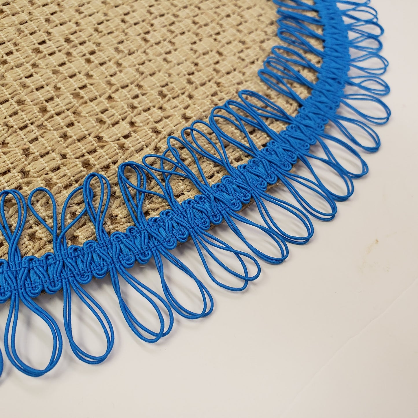 Charlo's Set of 2 Blue Sustainable Brazilian Jute Liz Round Placemats Sousplat 16" dia