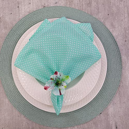 Charlo's Set of 4 Light Green Polka Dot 100% Cotton Cloth Napkins 15" by 15" Washable Reusable