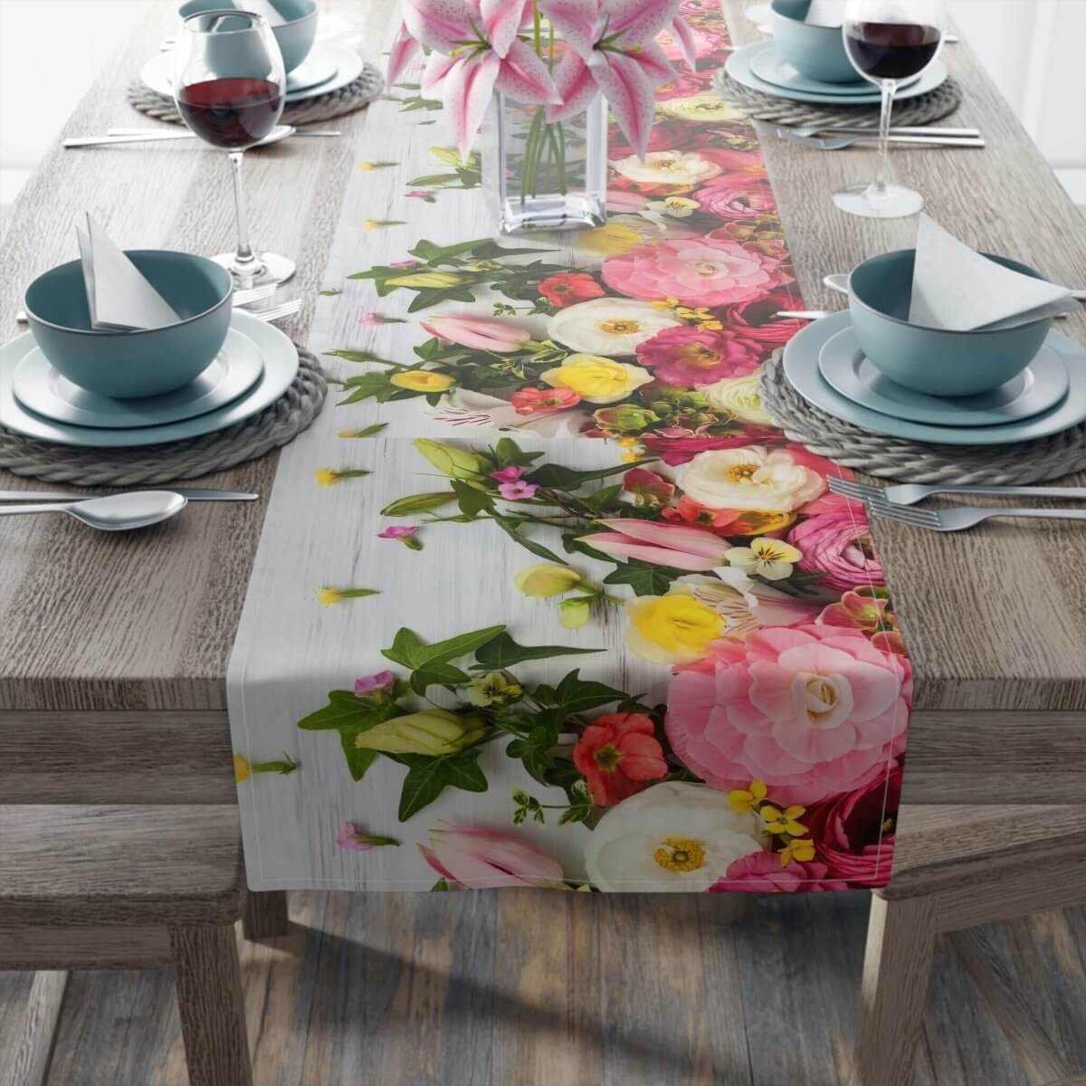 Table Runner Garden Flowers Design